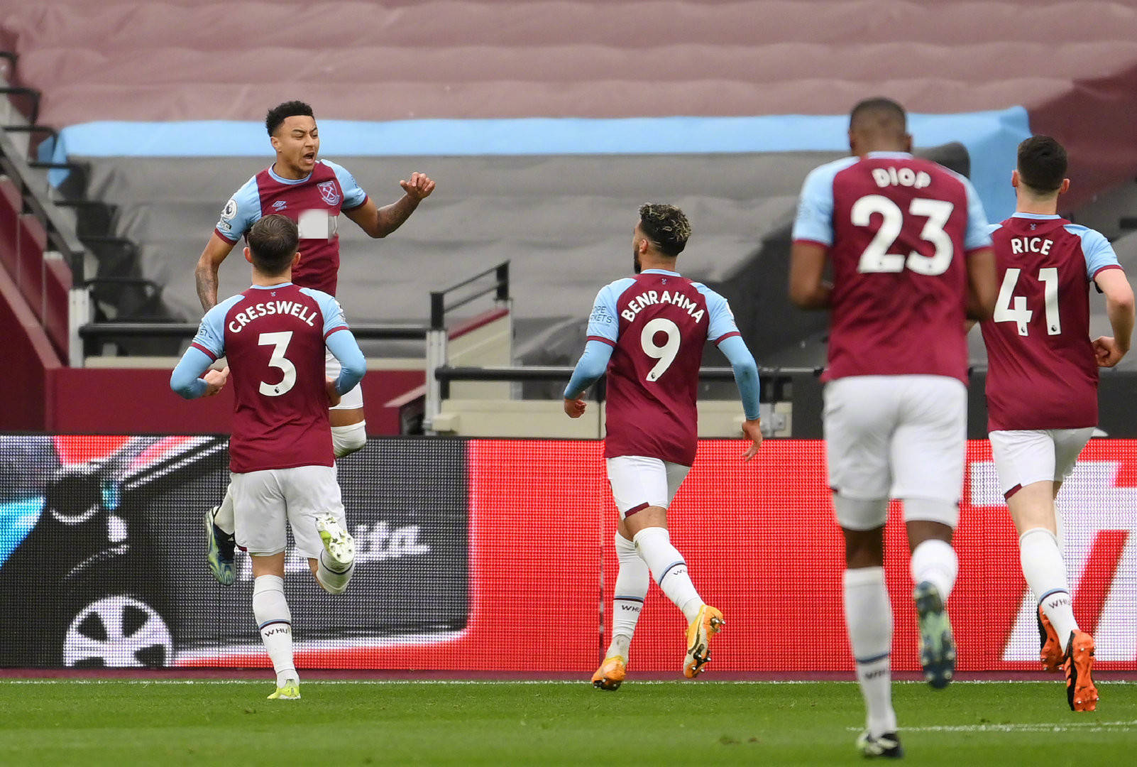 他多次貢獻 他多次貢獻